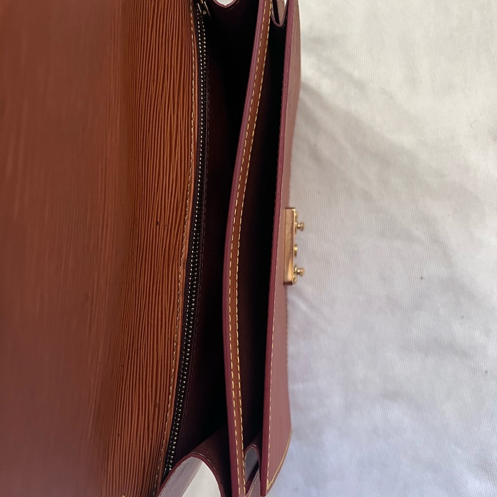 Authentic Preloved Louis Vuitton Pochette Sellier Dragonne Clutch Bag - Picture 10 of 11